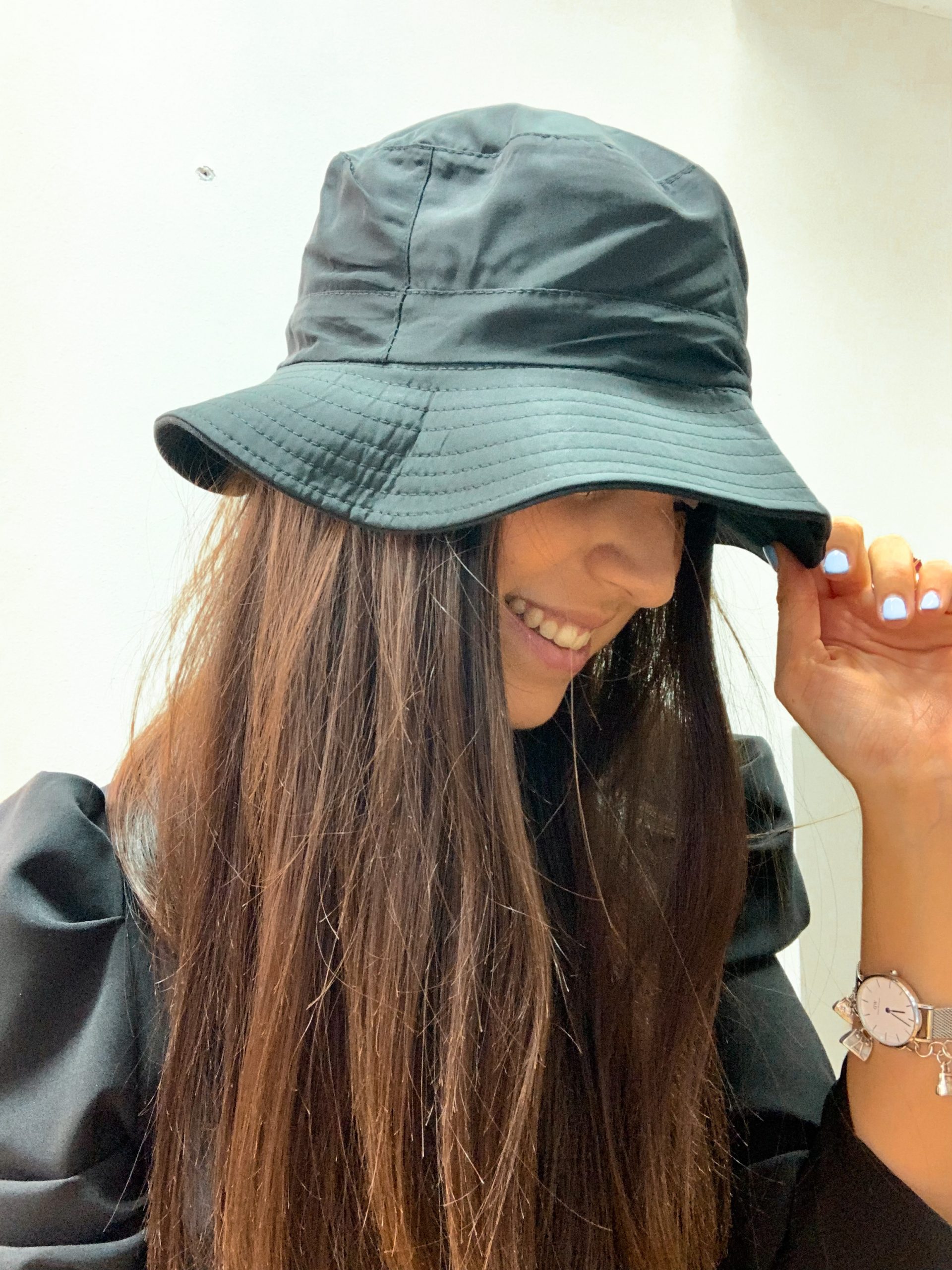 CAPPELLO DA PIOGGIA - NERO- – Theorema Pelle