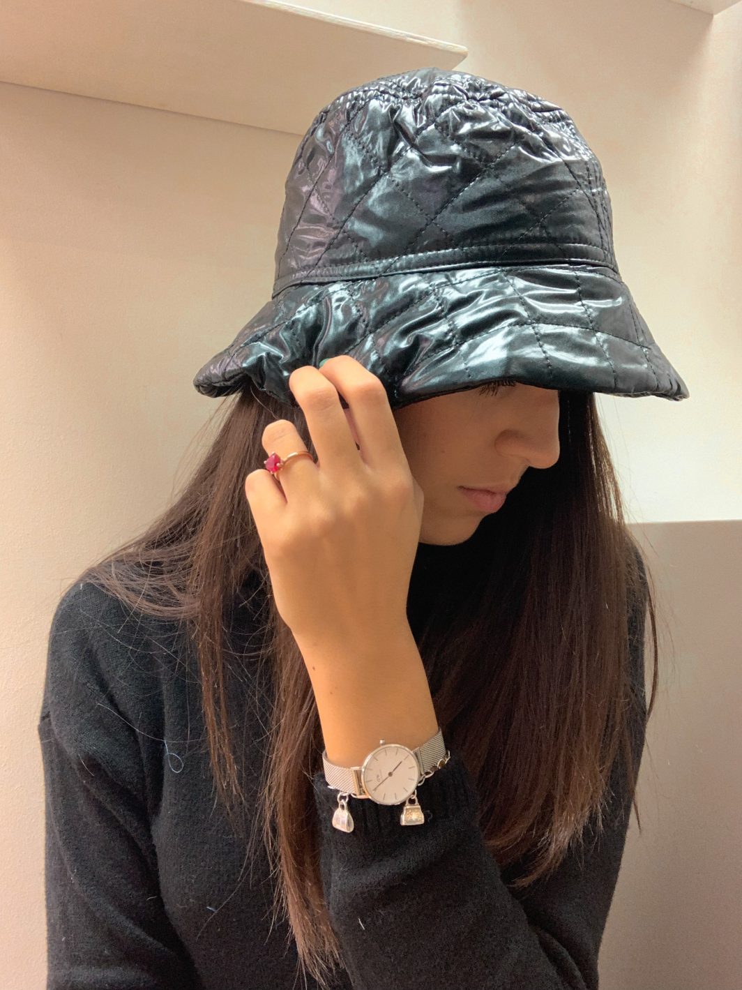 CAPPELLO PESCATORE IN PIUMINO -NERO- – Theorema Pelle