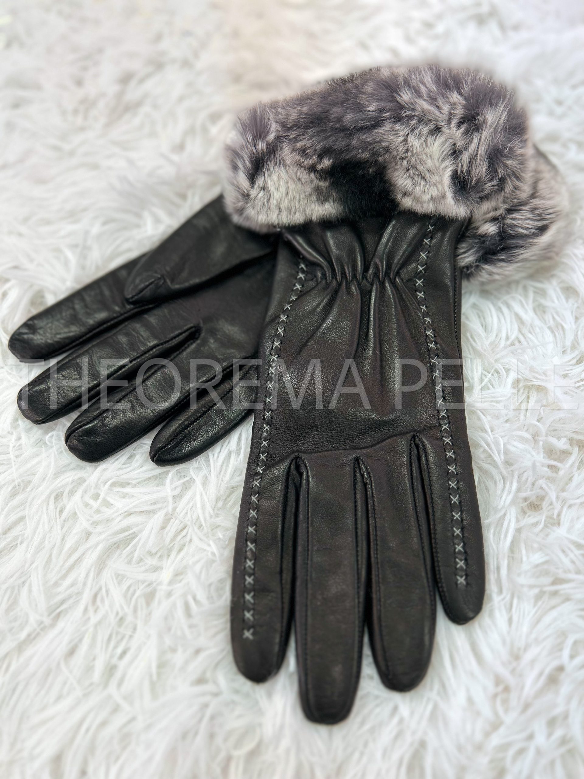 Guanti donna di pelle nera intrecciata con pelliccia naturale – Gala Gloves